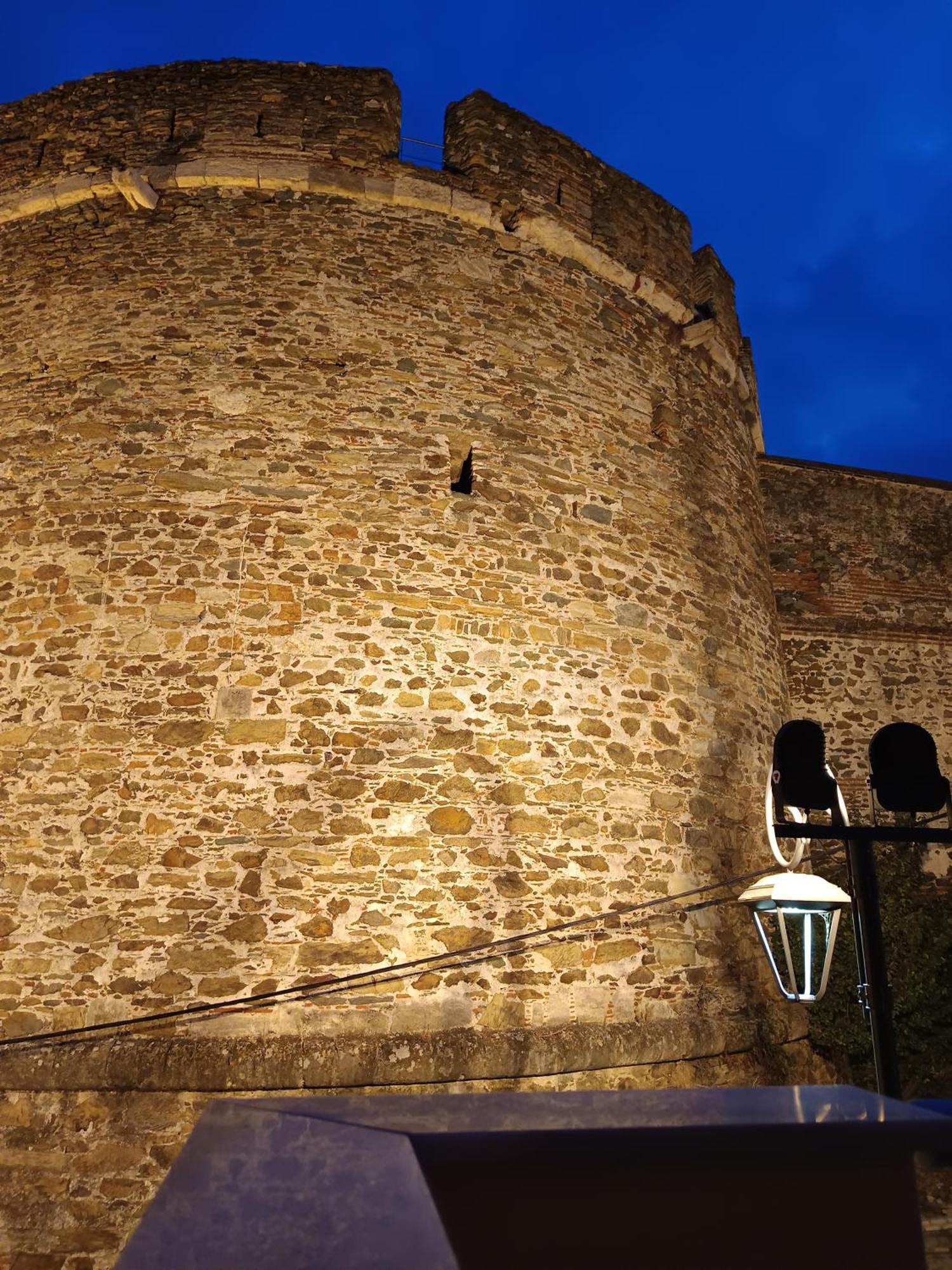 Appartamento Beyond The Castle Salonicco Esterno foto