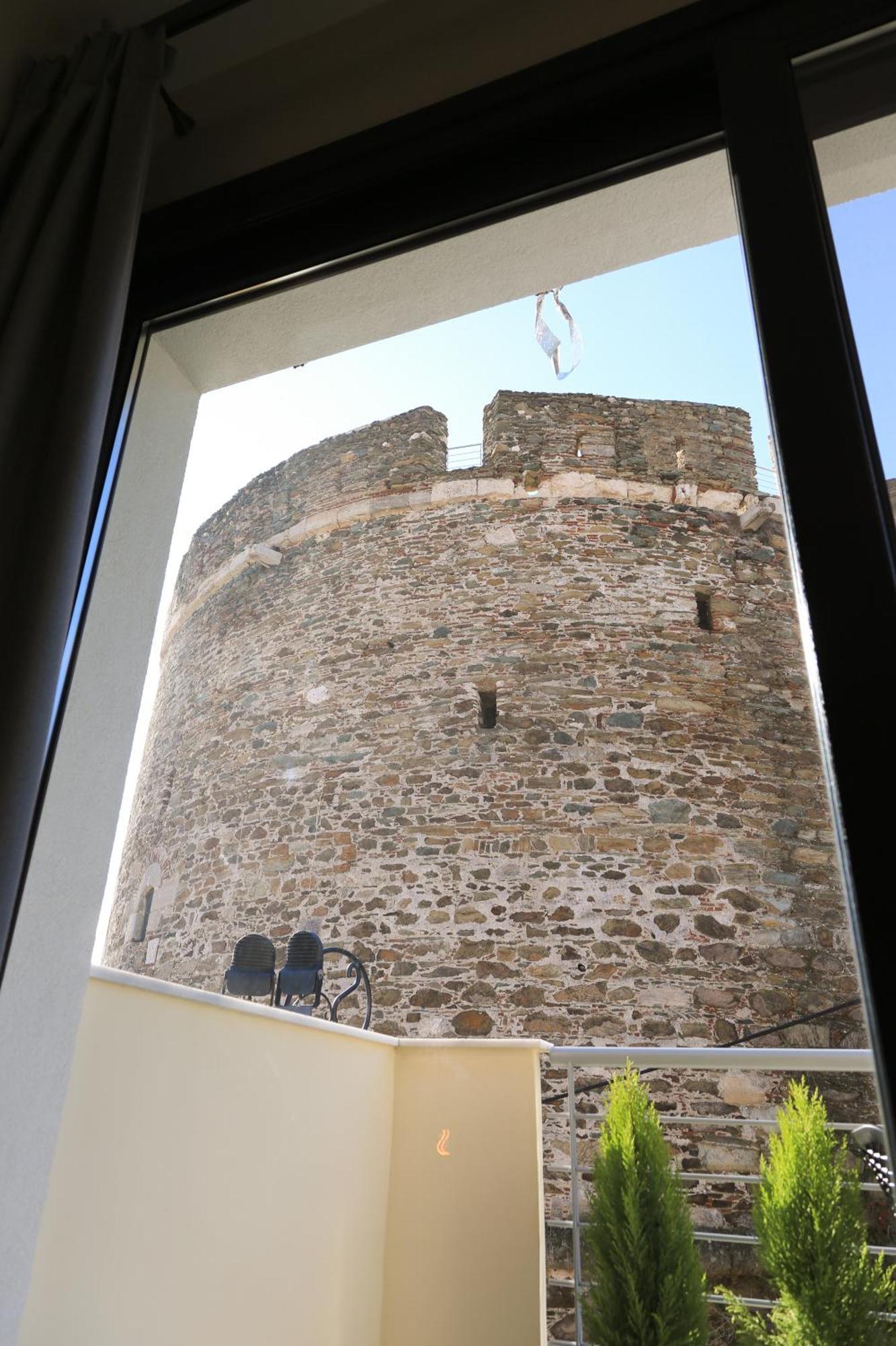 Appartamento Beyond The Castle Salonicco Esterno foto