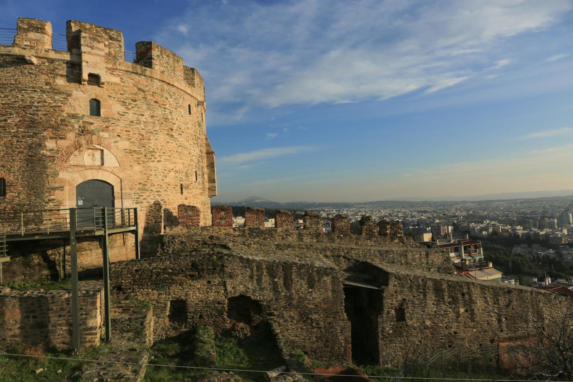 Appartamento Beyond The Castle Salonicco Esterno foto